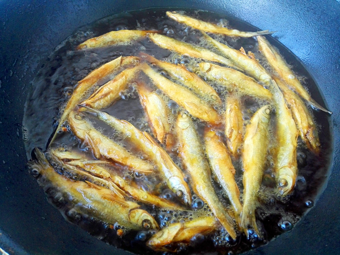 干炸小鱼