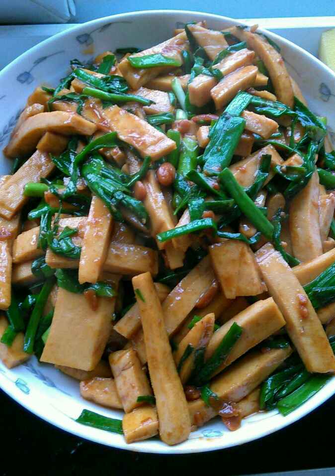 韭菜炒豆干