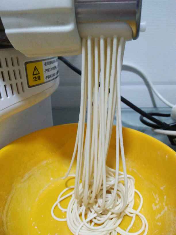 豆芽肉丝炒面