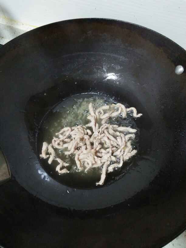 豆芽肉丝炒面
