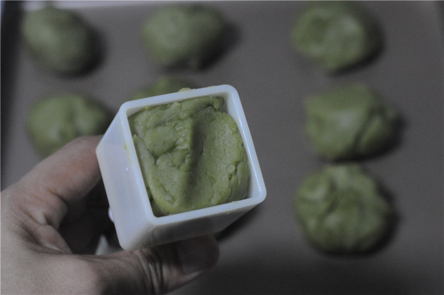红薯叶绿豆糕
