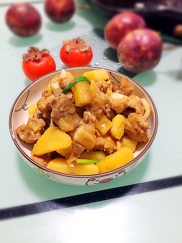 土豆烧排骨