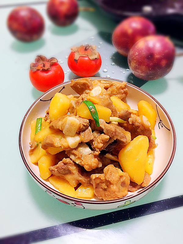 土豆烧排骨