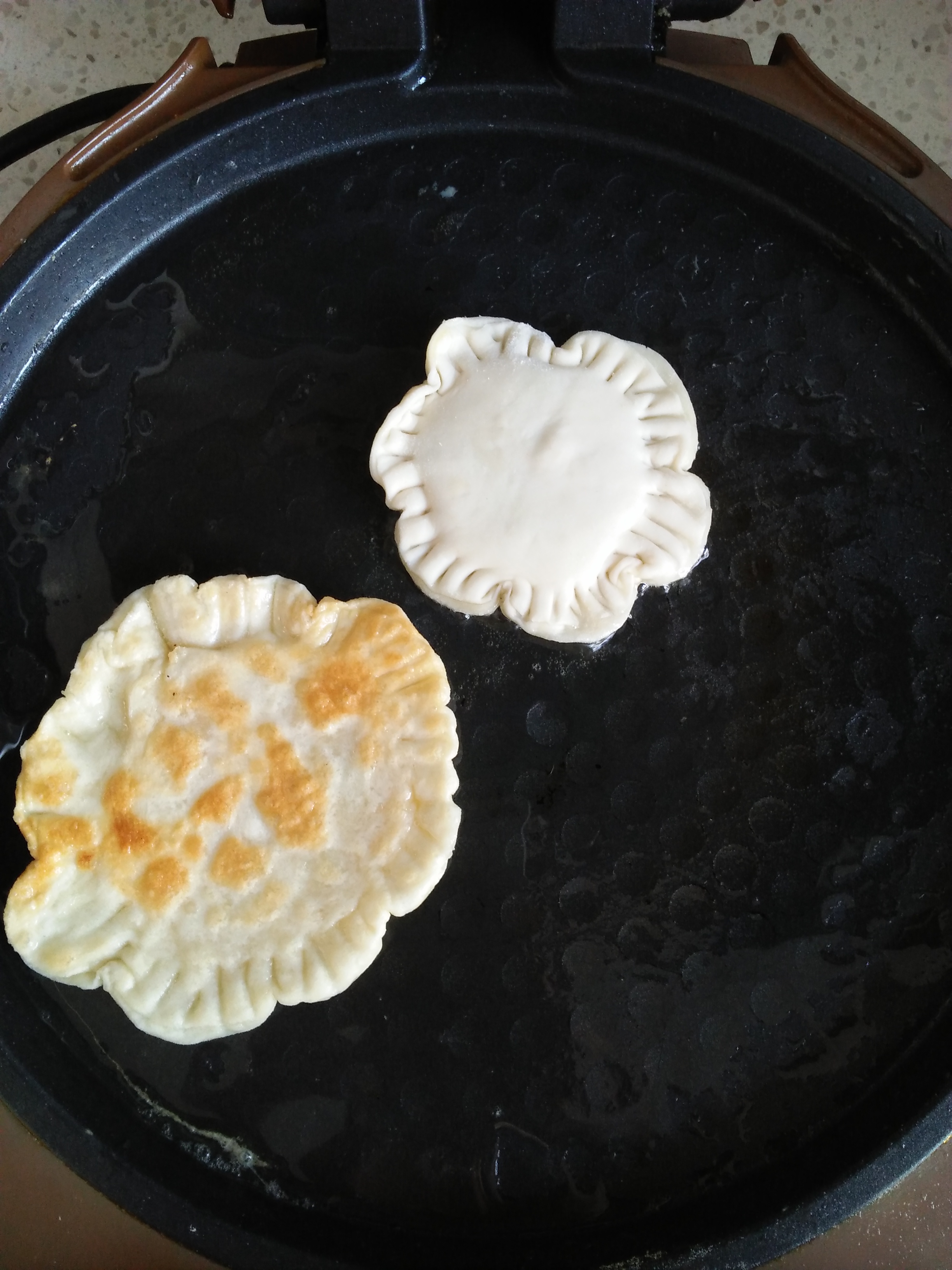 饺子皮鸡蛋灌饼