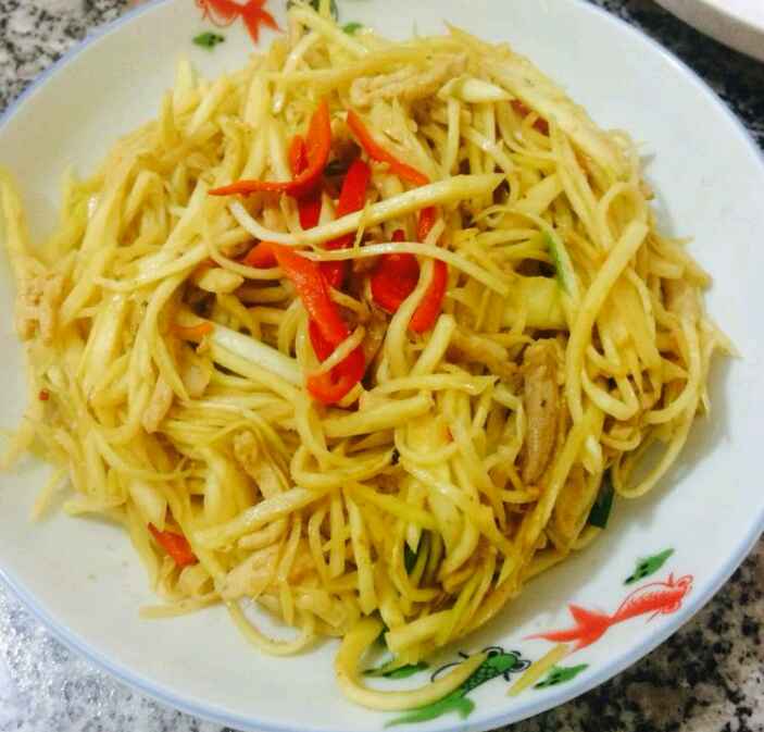 肉丝炒茭白