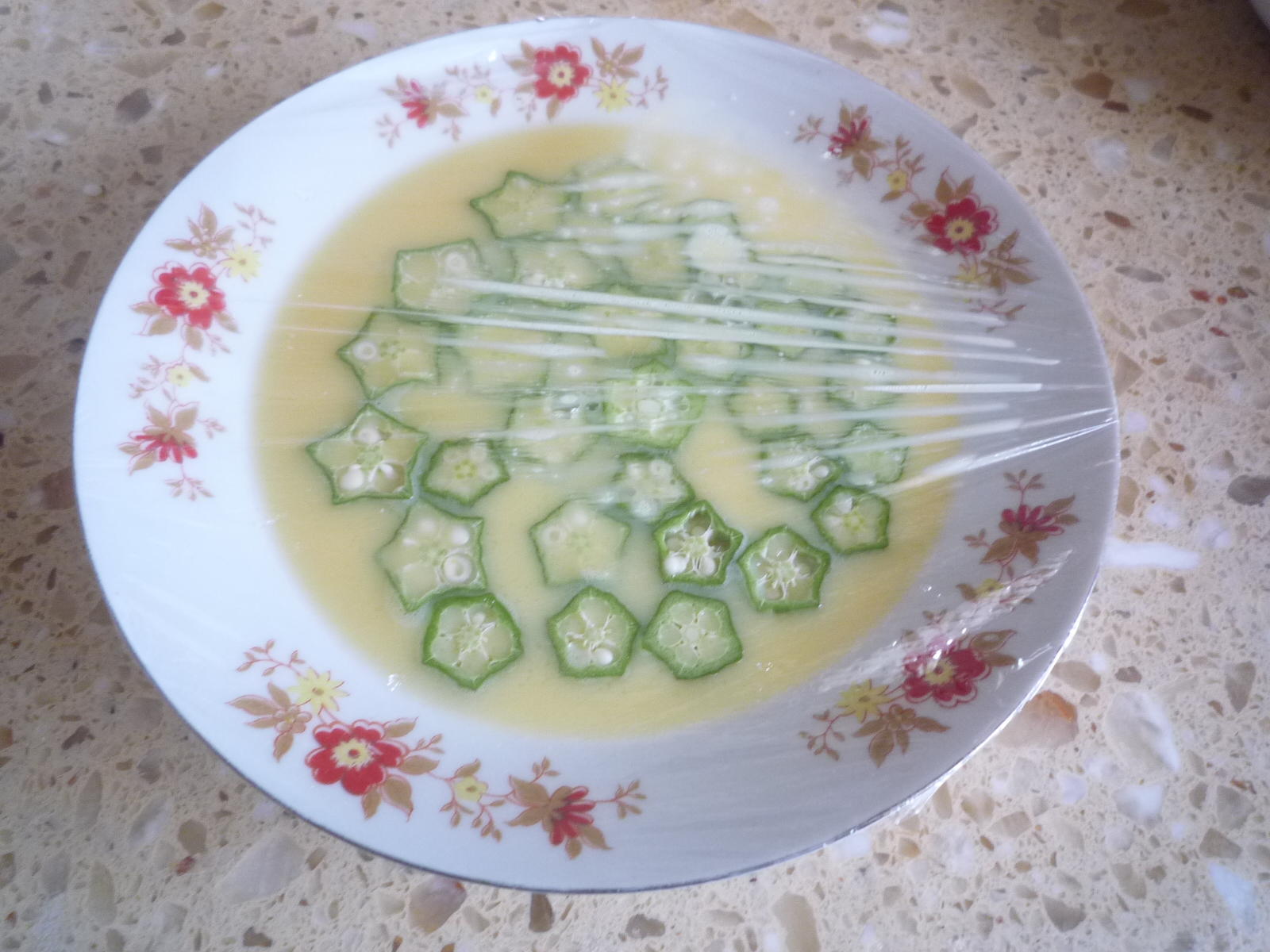 秋葵鸡蛋羹