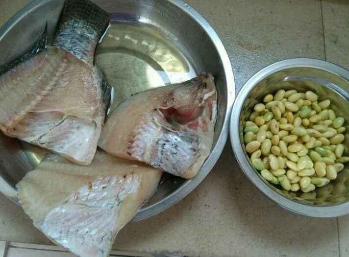 黄豆煎鱼