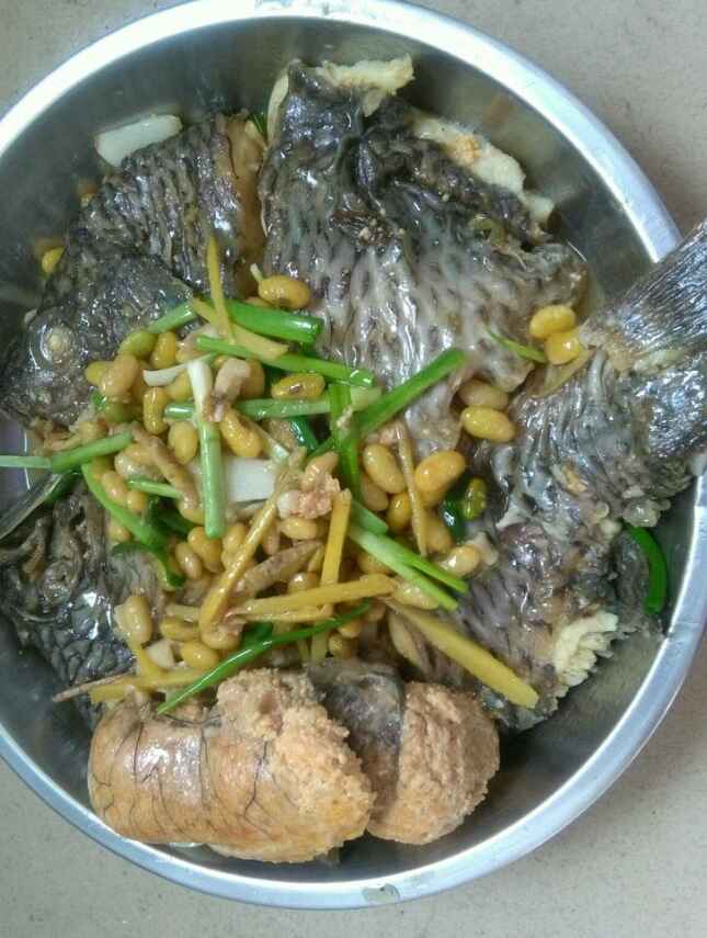 黄豆煎鱼