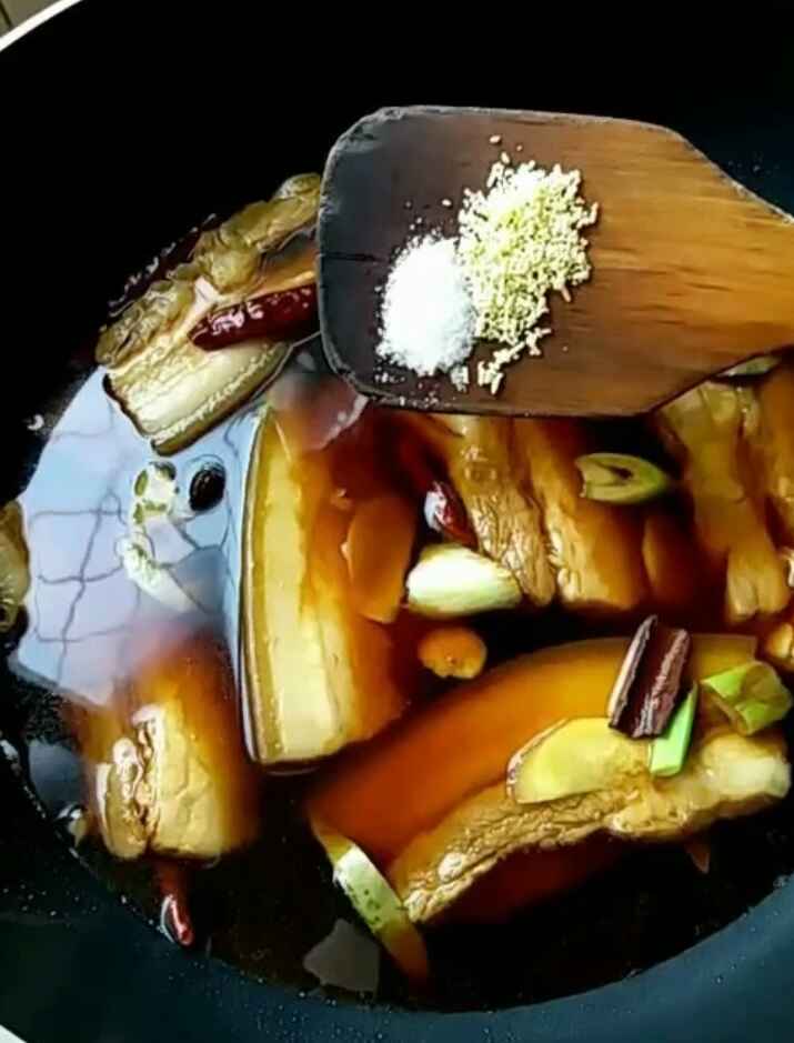 红烧肉片