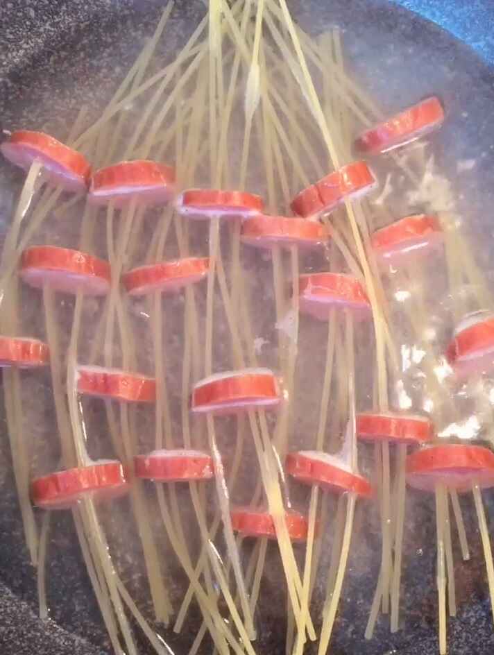 番茄意大利面