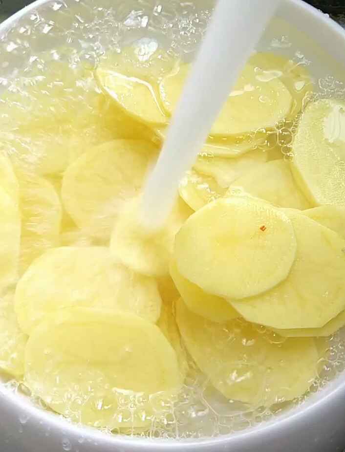 炸薯片