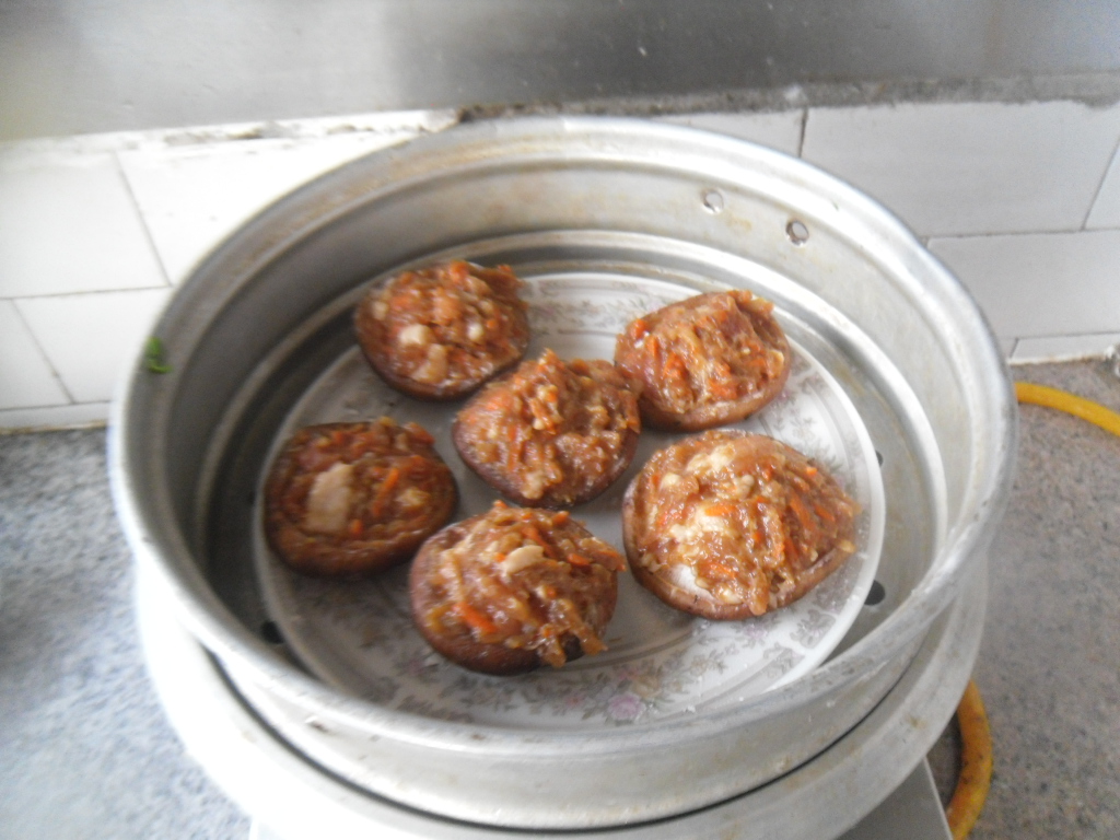 肉末酿香菇