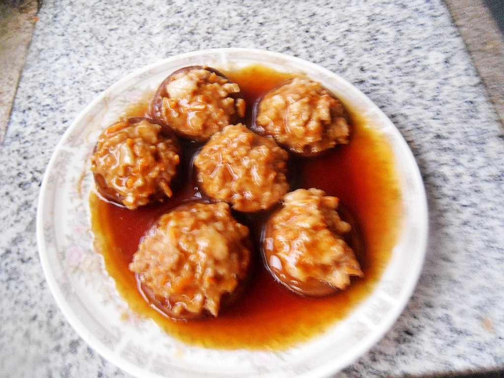 肉末酿香菇
