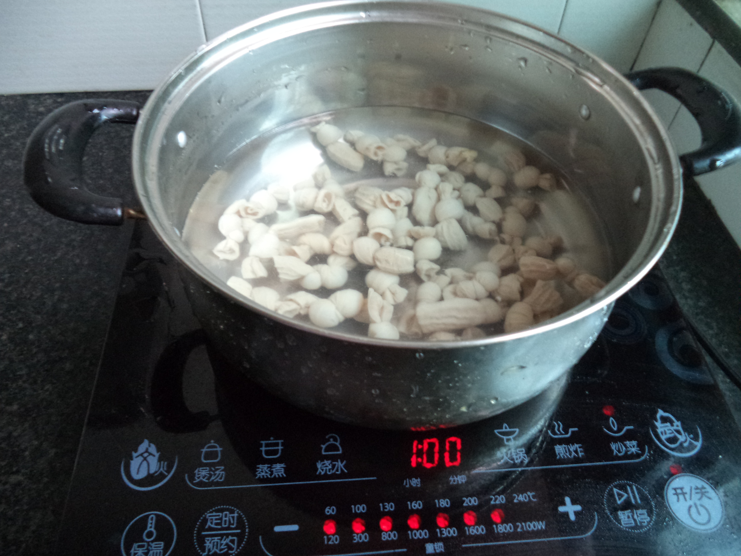 香菇小肠煲汤