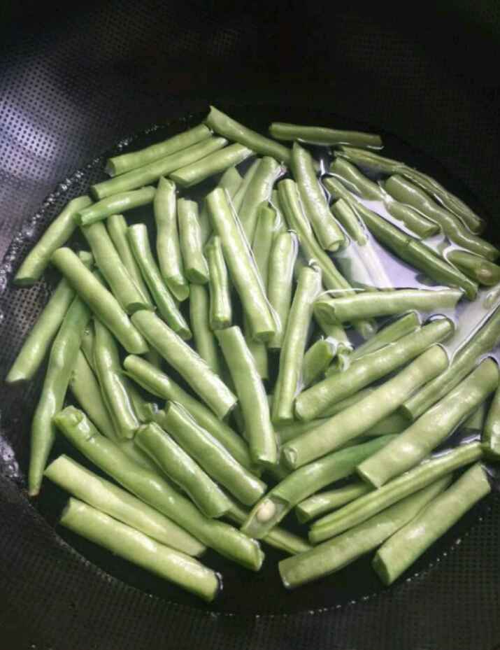 蒜炒豆角