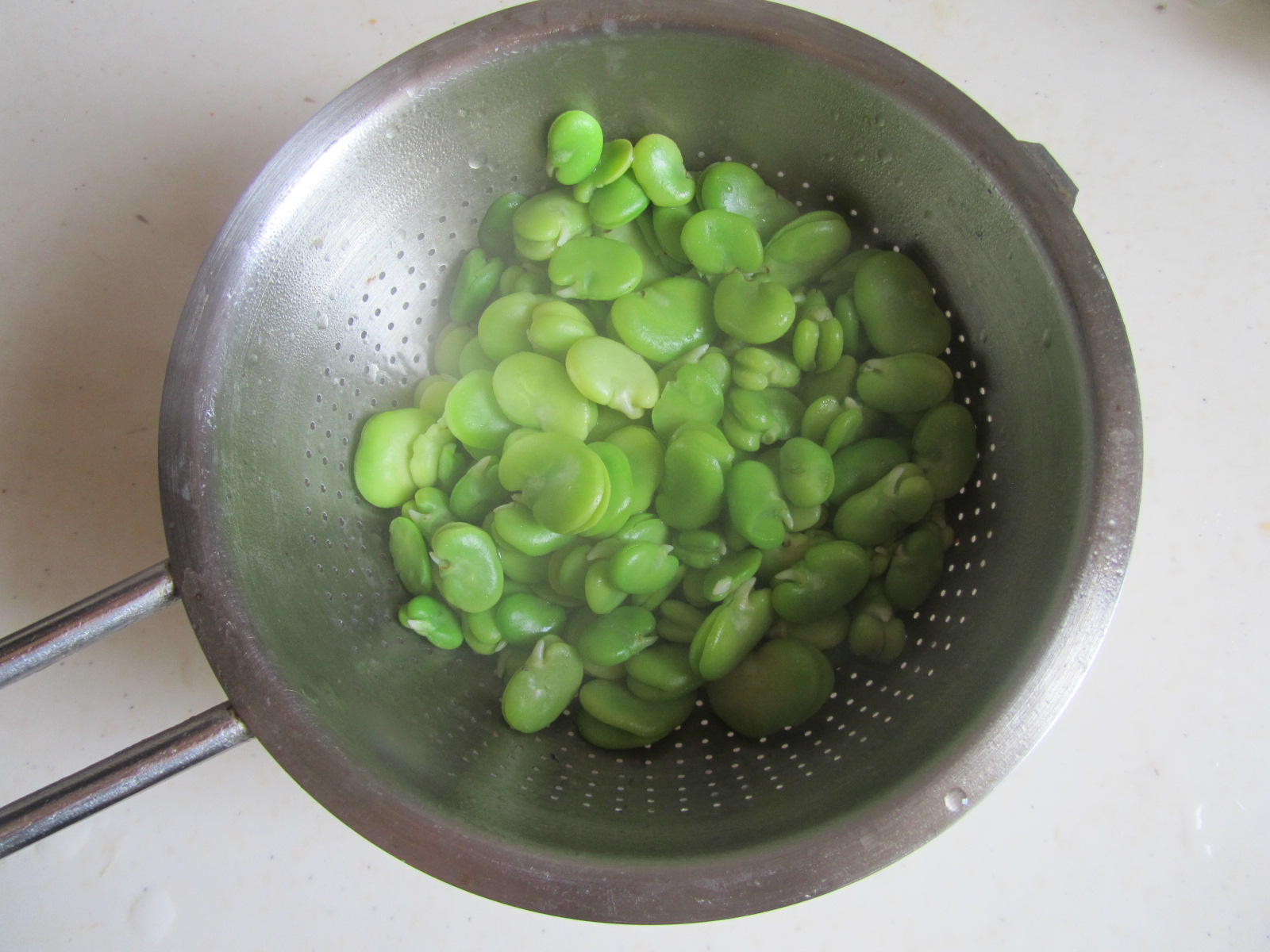 肉末炒蚕豆米