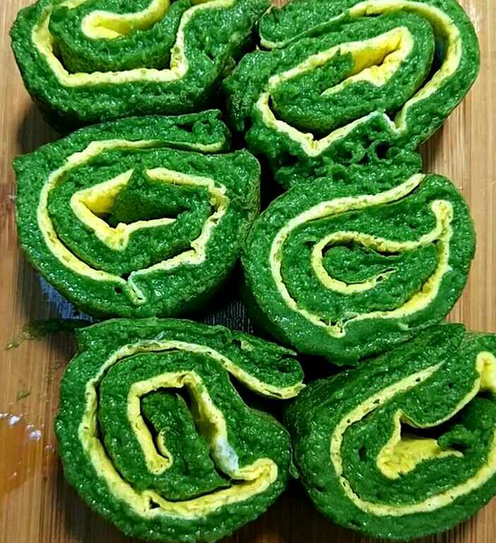 菠菜鸡蛋饼