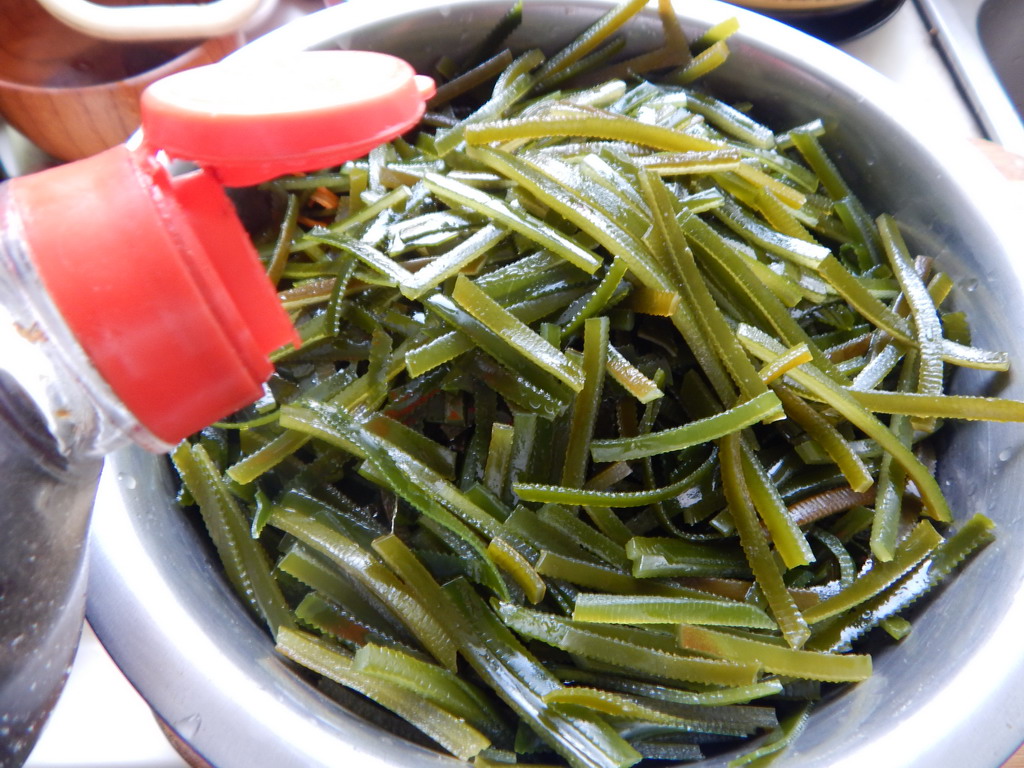海带凉拌粉皮