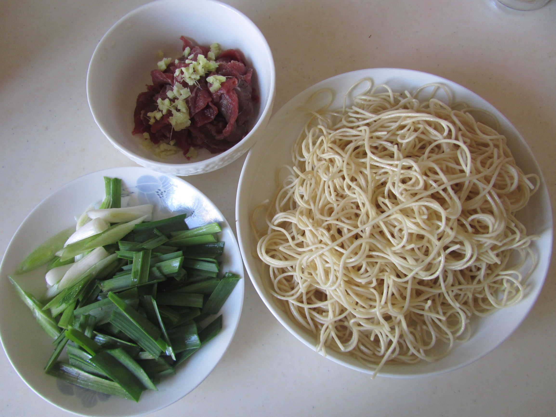 青蒜牛肉炒面