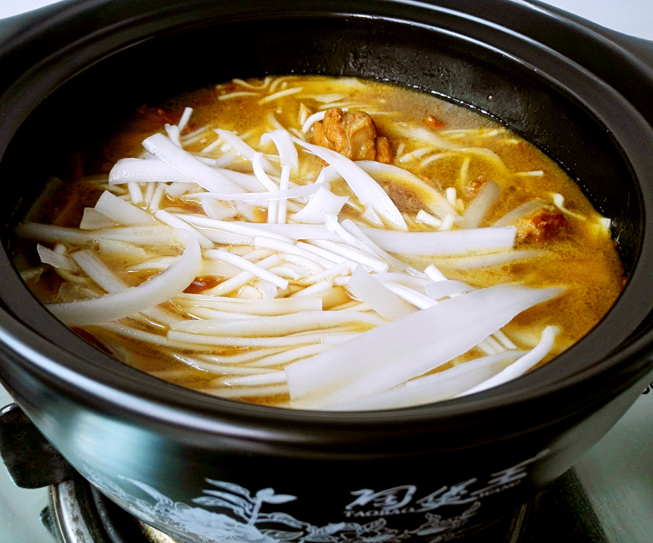 板栗排骨煲