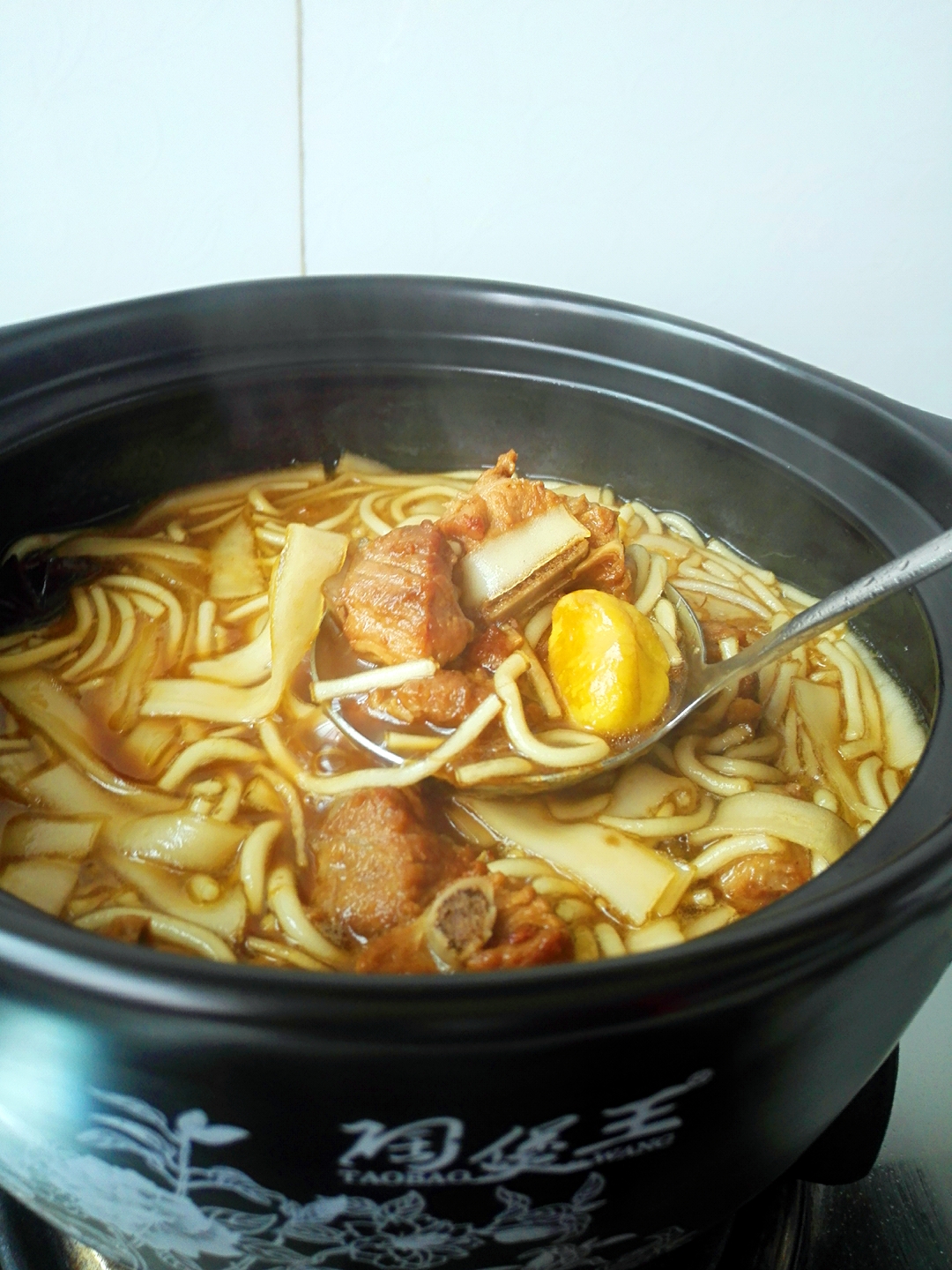 板栗排骨煲