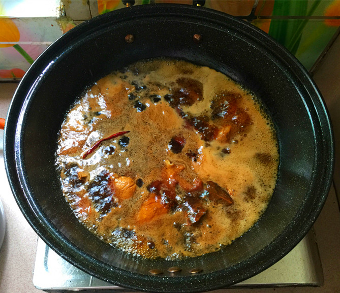 红薯粉焖排骨