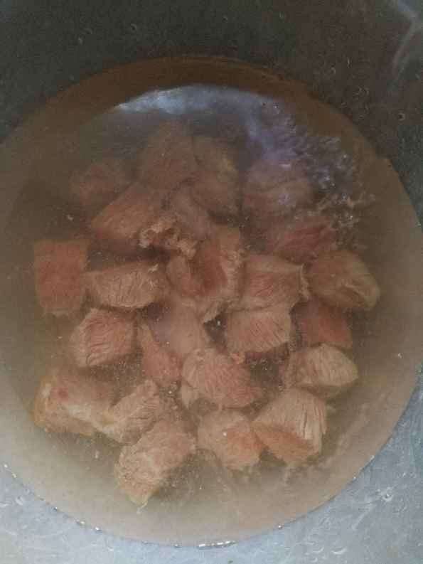 苹果煨牛腩