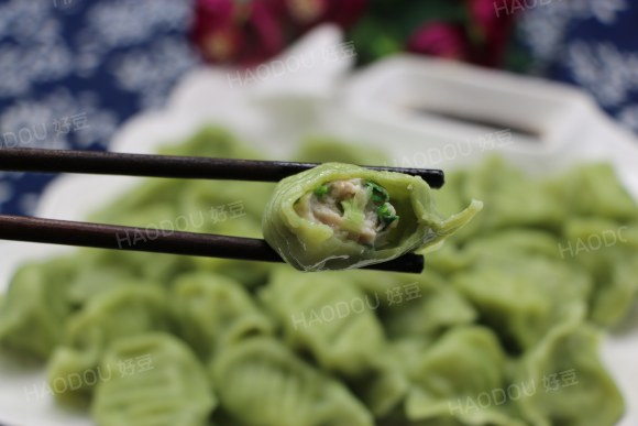 鲢鱼肉水饺