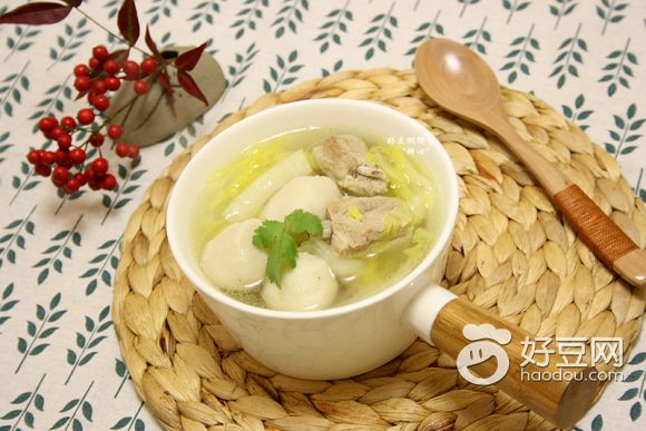 白菜鱼丸排骨汤