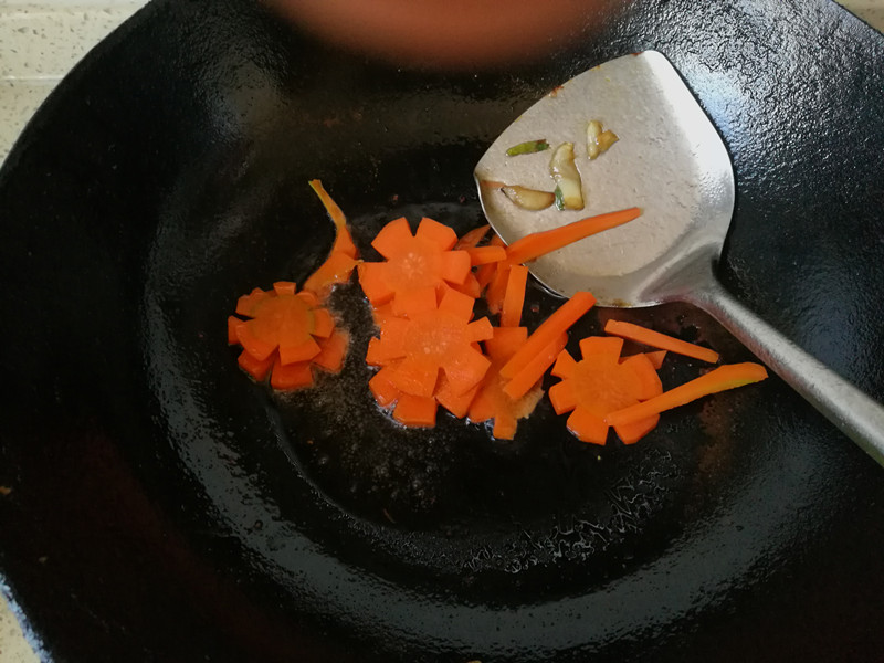 长寿菜炒牛肉