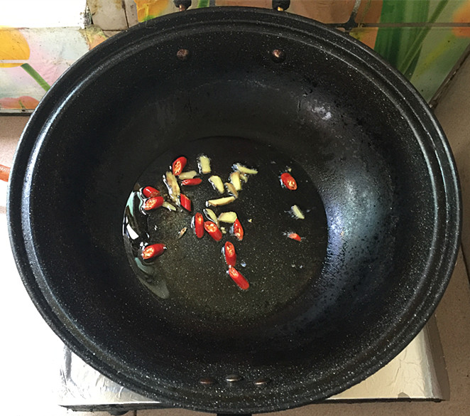 西葫芦红萝卜炒培根