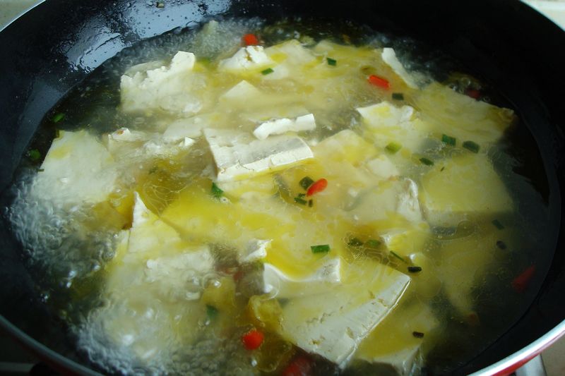 酸辣肉片豆腐汤
