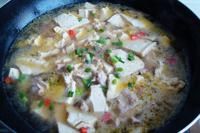 酸辣肉片豆腐汤