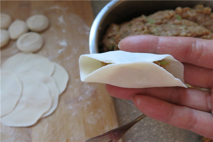 莲藕猪肉水饺