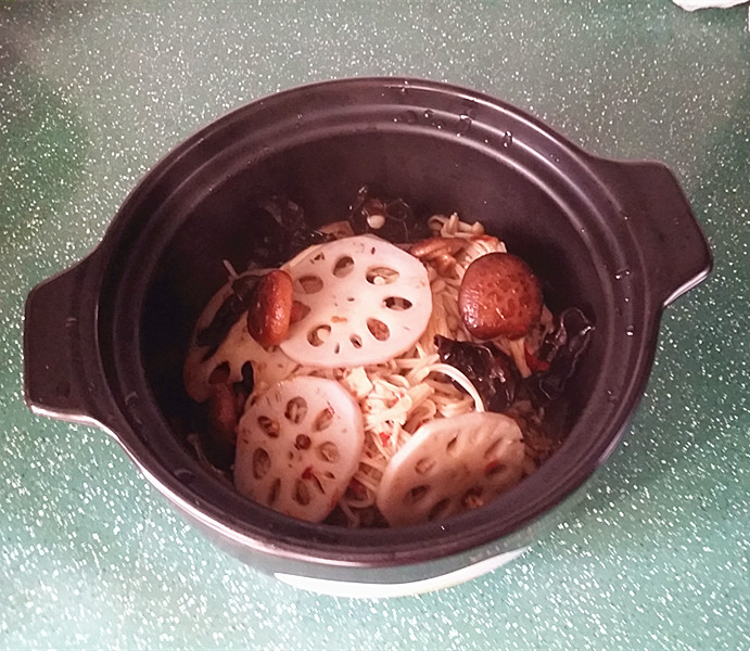 什锦肥牛煲