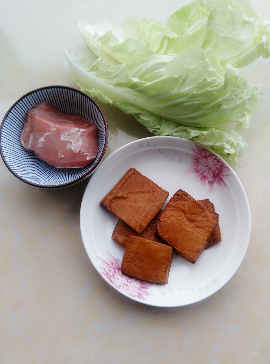 香干白菜炒肉