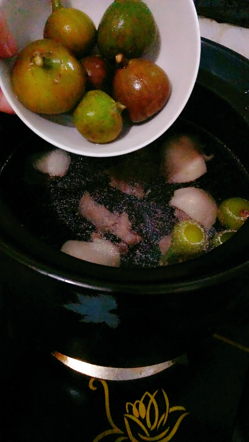 藕炖鸭子汤