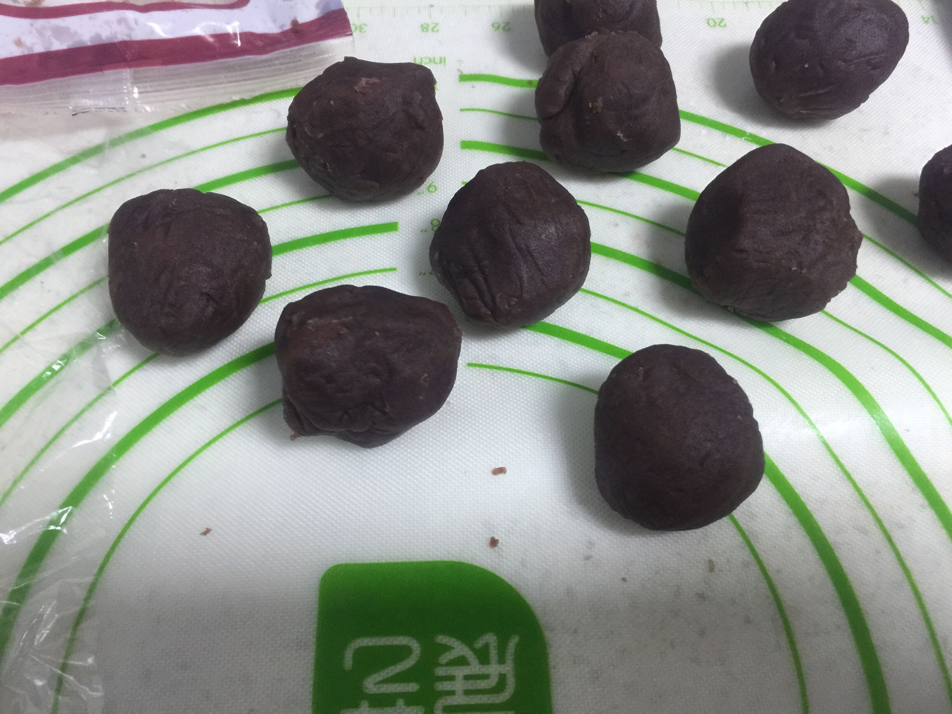 花环形豆沙面包