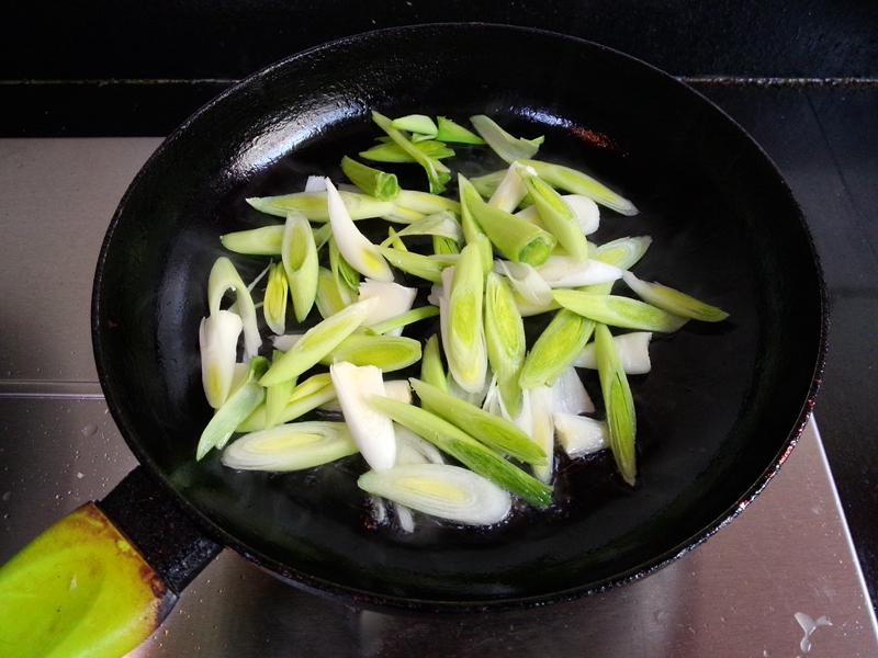 香菇茶干炒青蒜