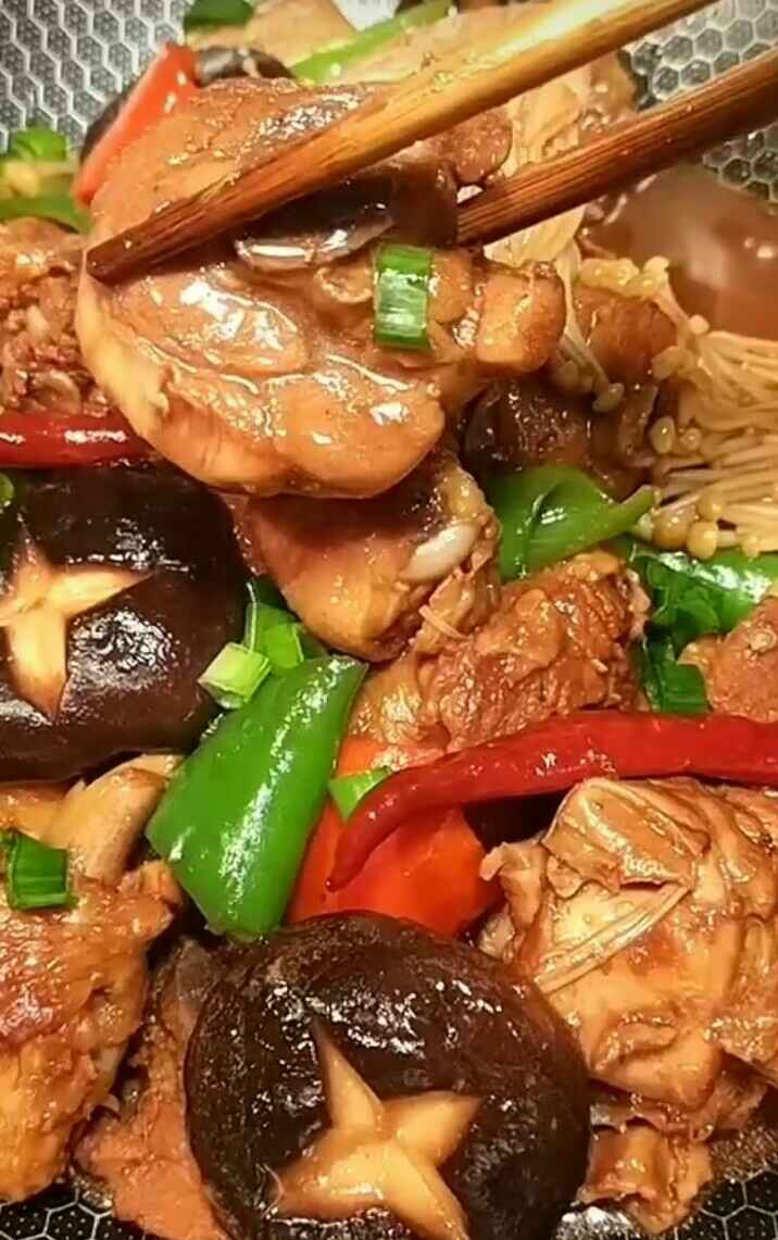 黄焖鸡