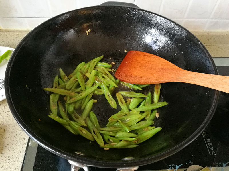 四季豆青椒炒肉丝