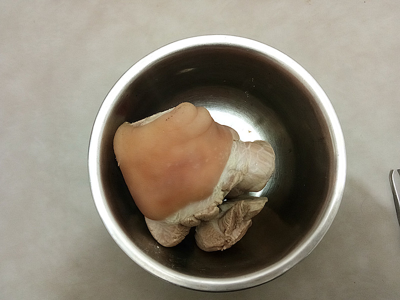 冰糖肘子