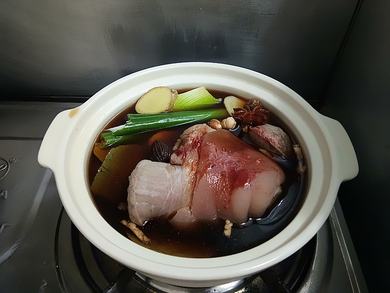 冰糖肘子