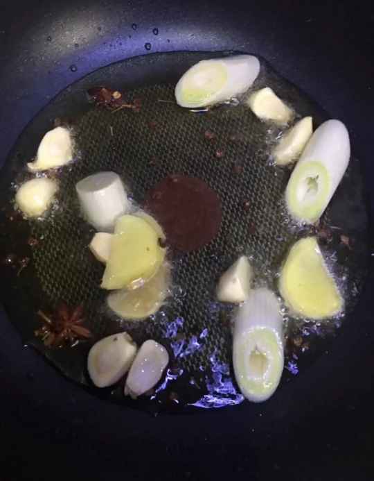 炖鱼