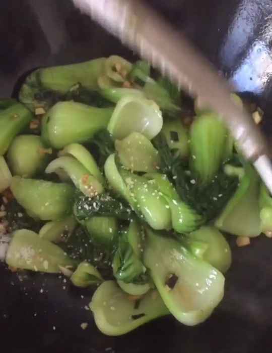 蒜香青菜