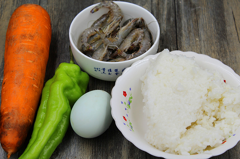 特色海鲜炒饭