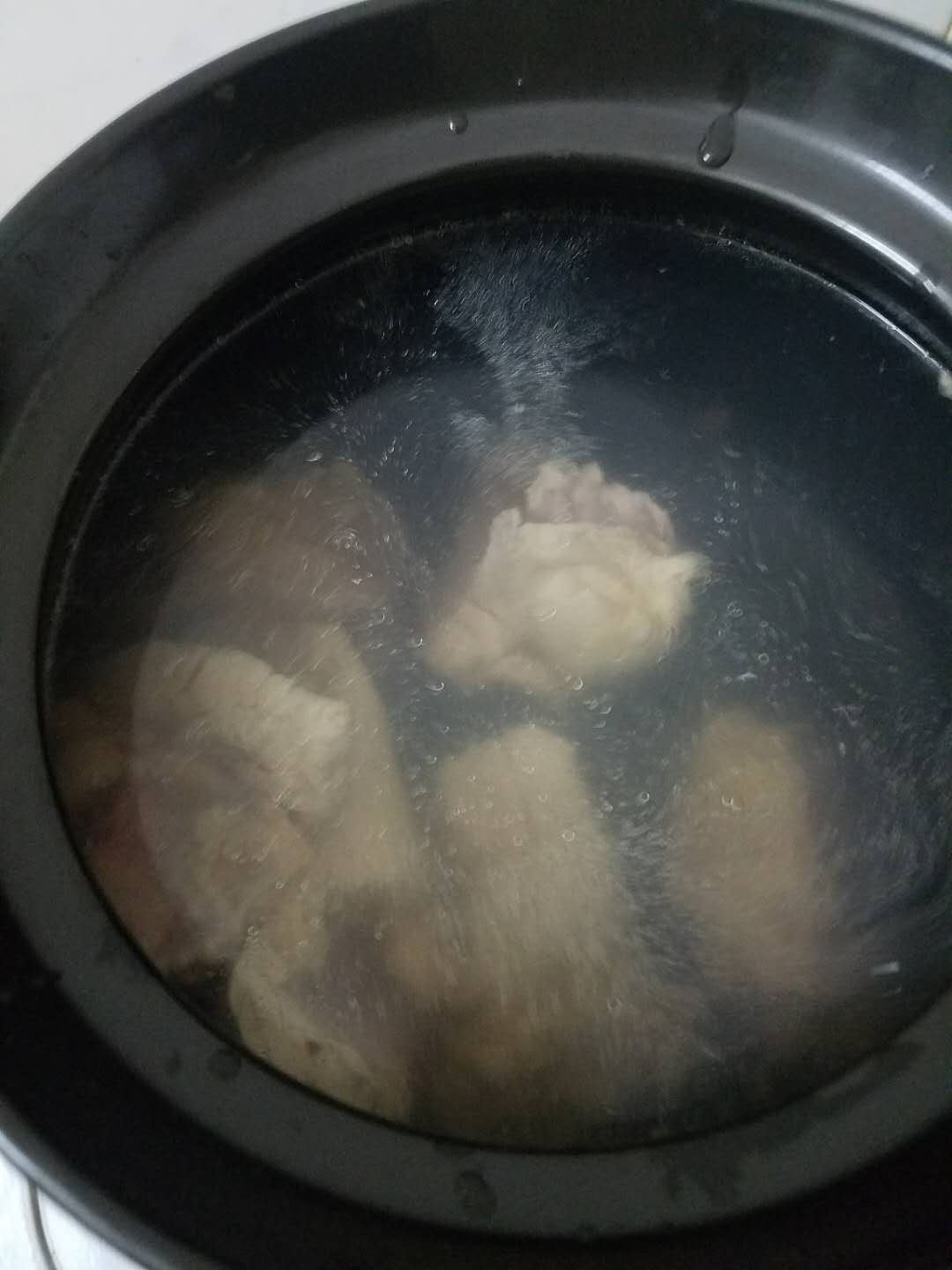茶树菇鸡肉汤
