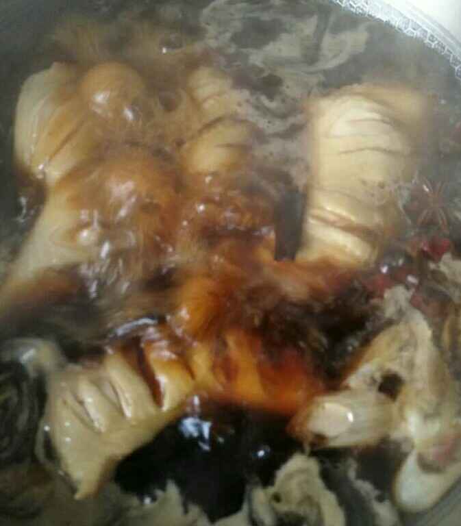 炖鸡腿