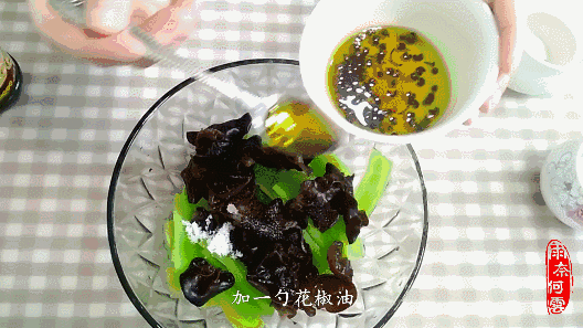 凉拌莴笋