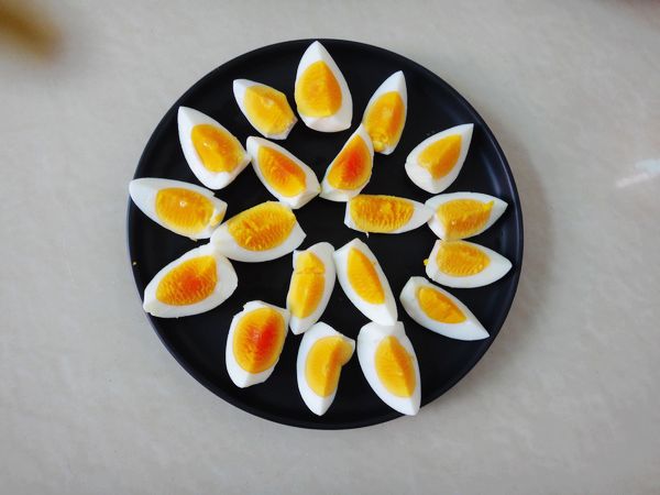 凉拌土鸡蛋